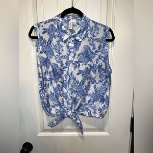Joie Blue and White Sleeveless Tie-Front Floral Button-Down